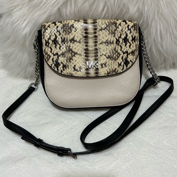 🔥Michael Kors Leather and Python Effect Crossbody Bag & match wallet🔥 - Picture 12 of 13